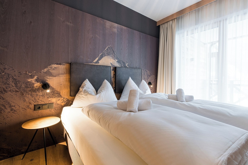 Apartment with 4 Bedrooms 4A