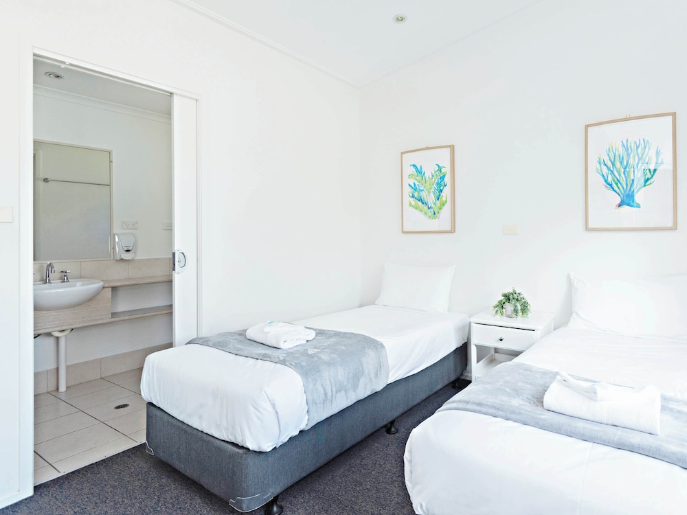 Sea Breeze Villa photo 1