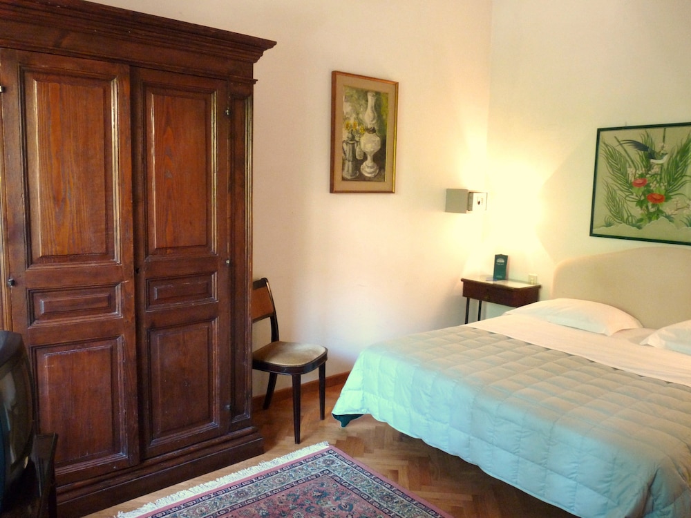 Family Quadruple Room photo 2