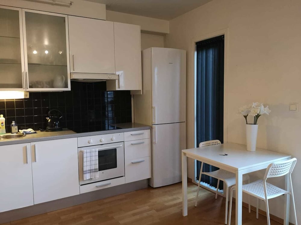 Apartment photo 2