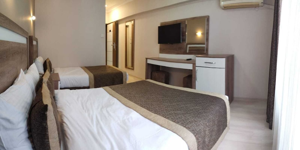 Economy Double Room photo 3