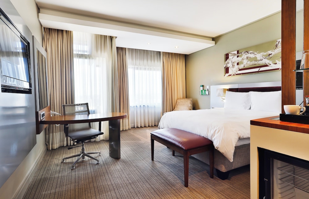 Standard Room thumbnail 6