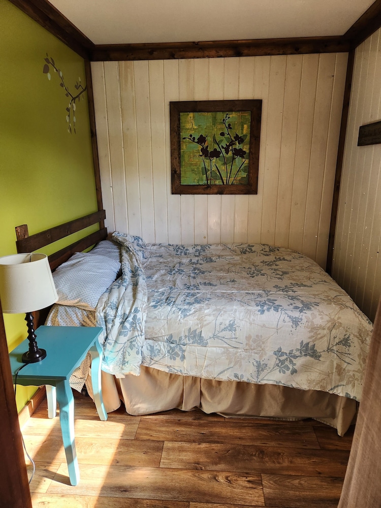 Basic Cabin with Wood Stove photo 1