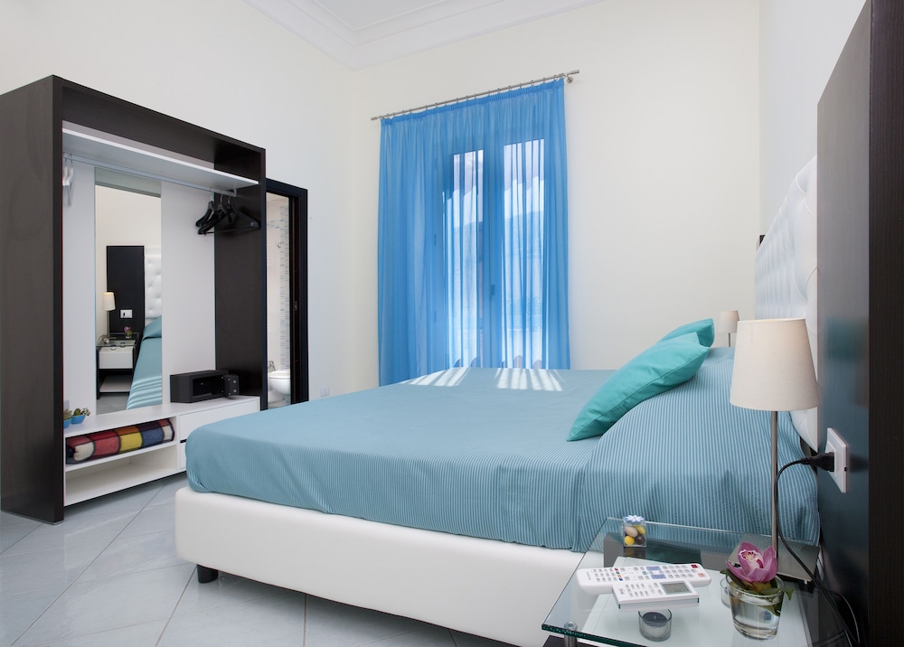 Deluxe Double Room, Annex Building (Corso Italia 176)