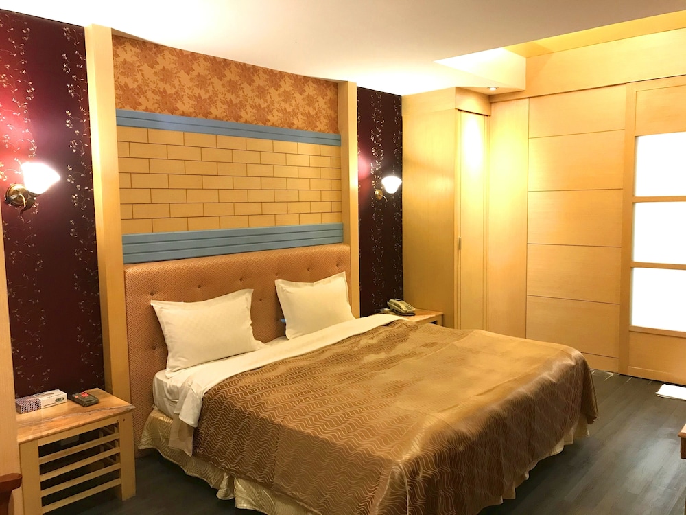 Standard Double Room, 1 Double Bed - Photo 1