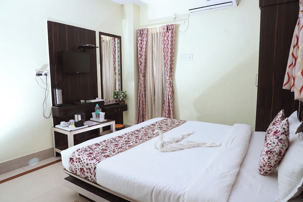 Superior Room, City View