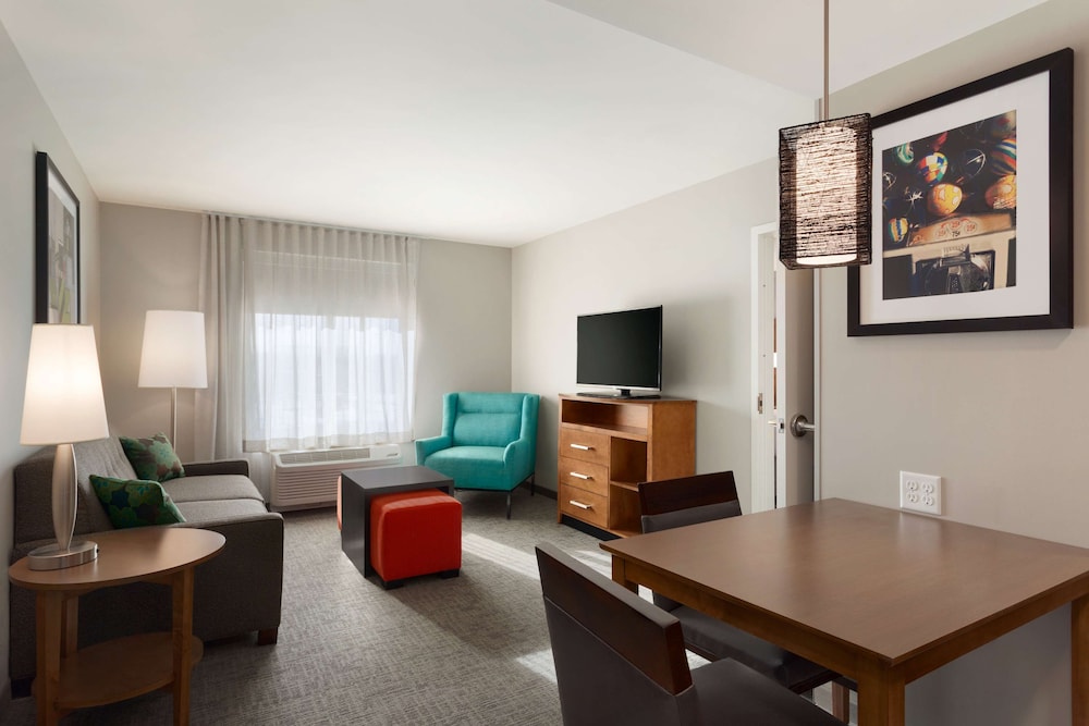 Suite, 2 Queen Beds, Non Smoking photo 2