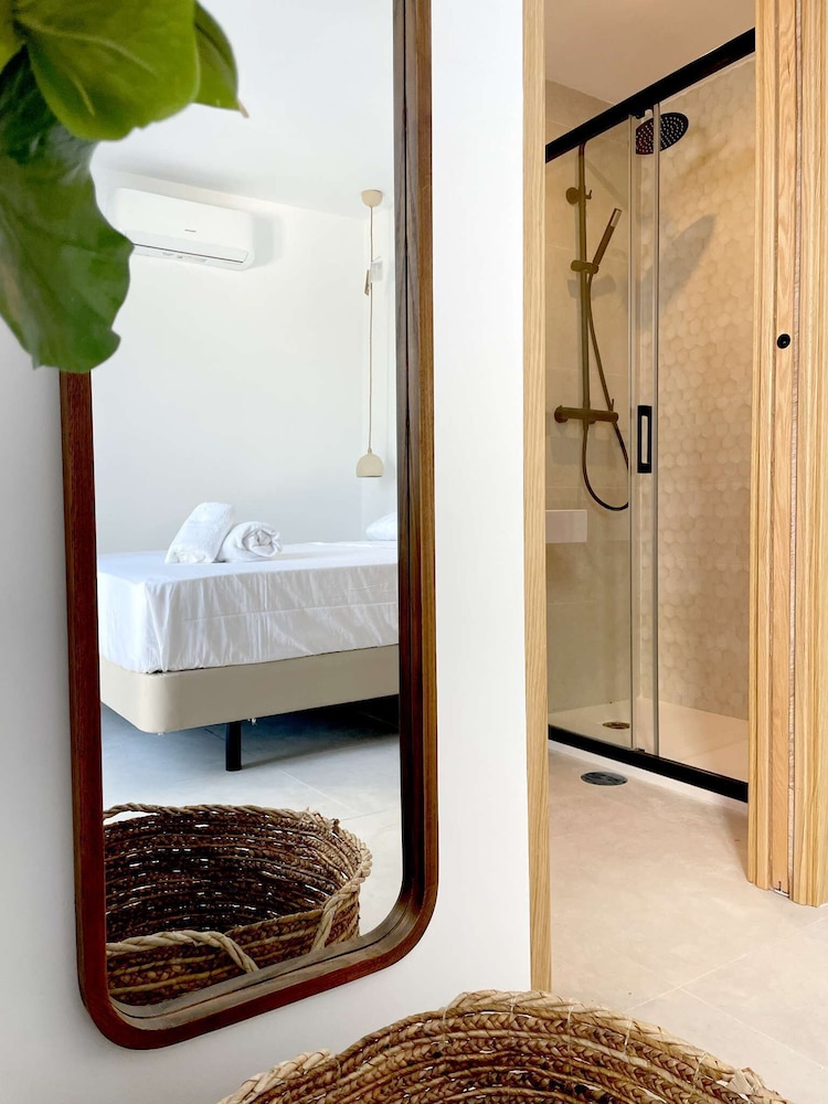 Deluxe Double Room, City View