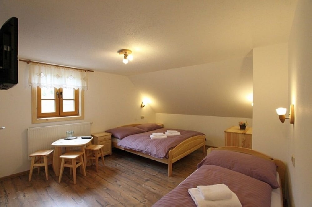 Apartment photo 3