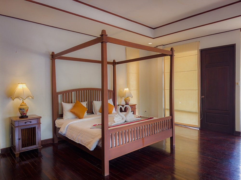 Private Villa King Room - Photo 6