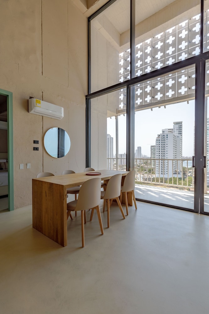 Deluxe Apartment photo 2