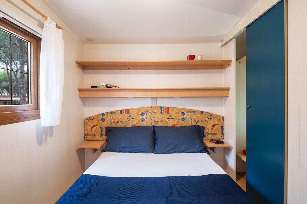 Mobile Home, 2 Bedrooms