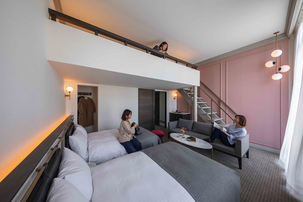 Unwind Loft - Photo 1