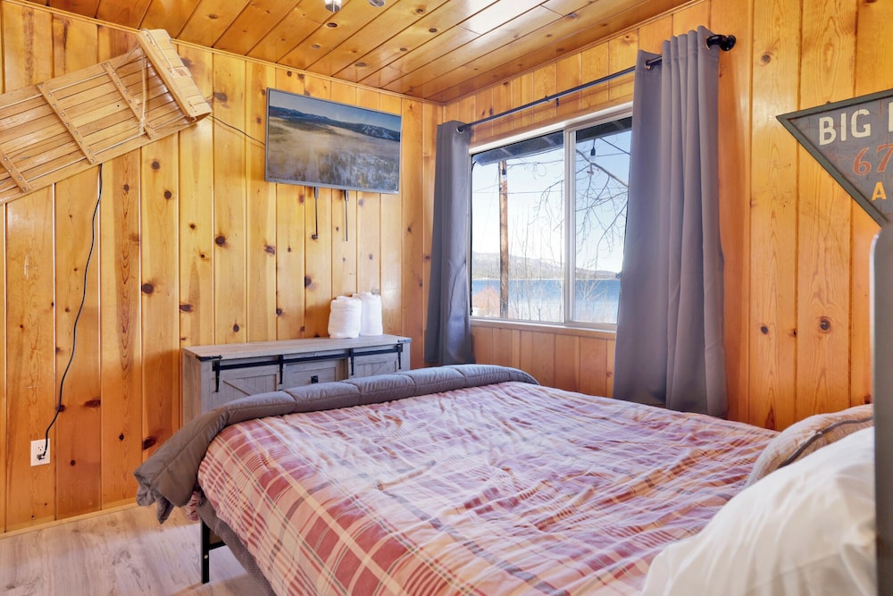 Cabin, Multiple Beds, Patio, Pool View (452)