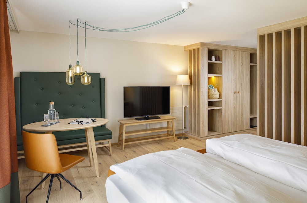 Deluxe Double Room, Mountain View photo 2