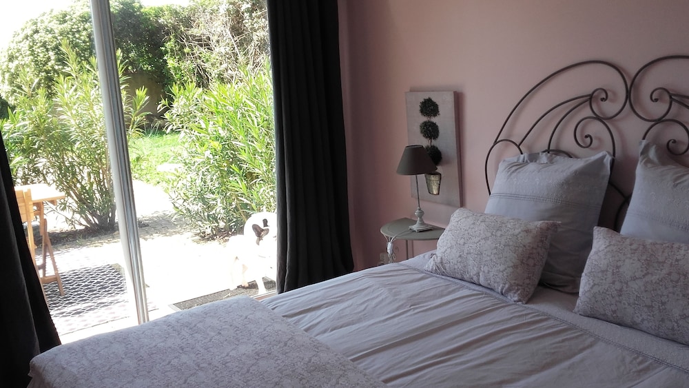 Deluxe Double Room, Terrace, Garden View (Tourterelles) photo 1