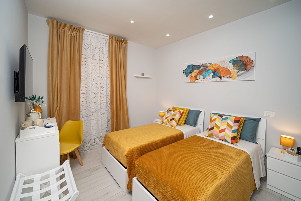 Standard Double or Twin Room, Courtyard View