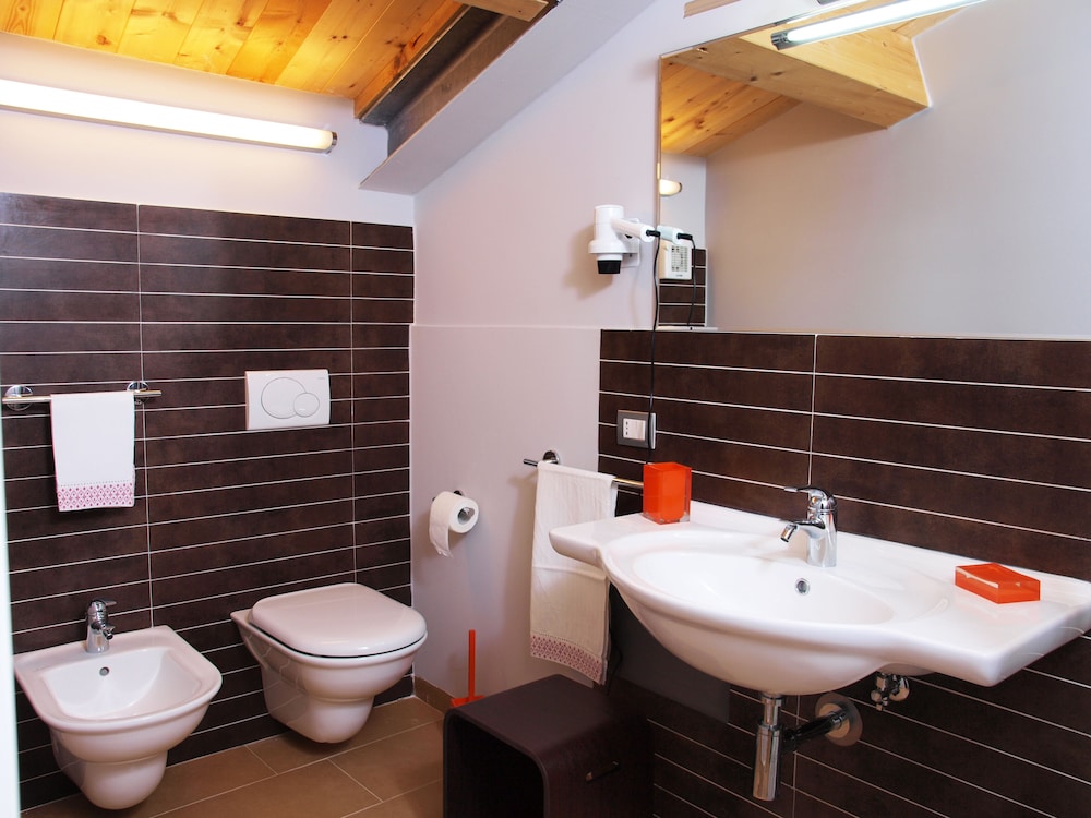 Double or Twin Room photo 3