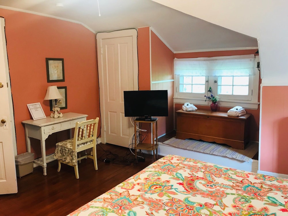 Room (Iris' Room) photo 2