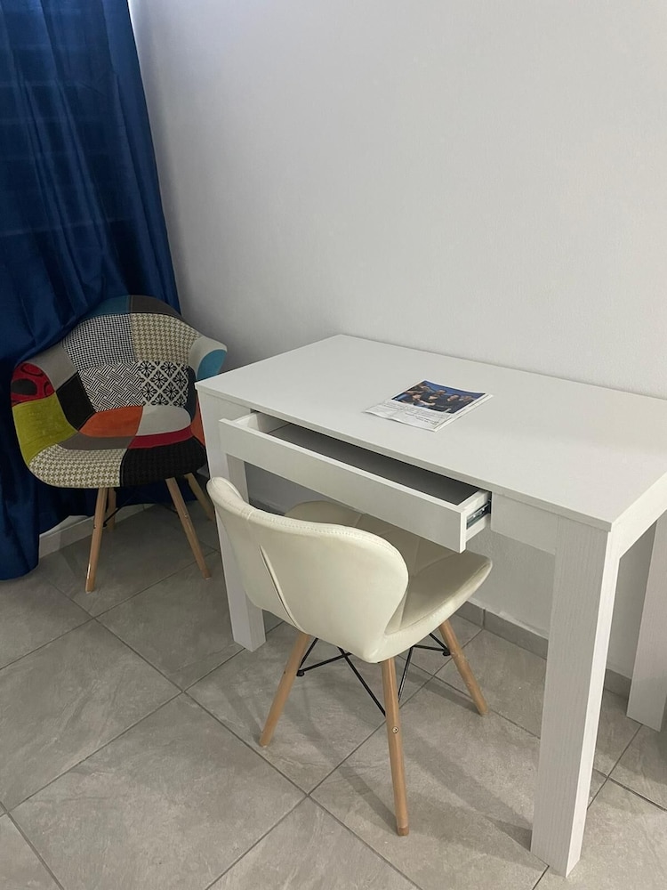 Deluxe Single Room photo 3