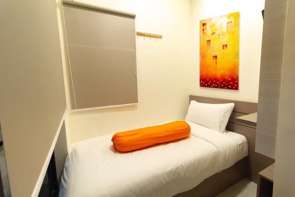 Business Class Room