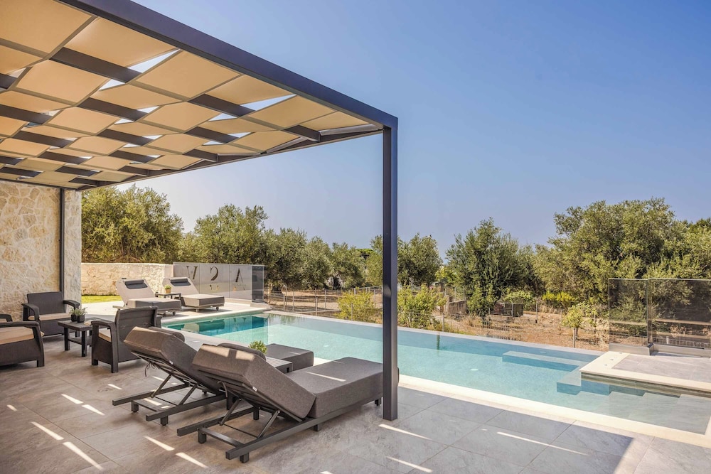 Villa (2 Bedrooms)