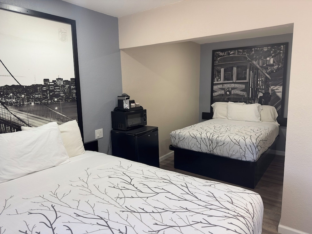 Standard Room, 2 Double Beds