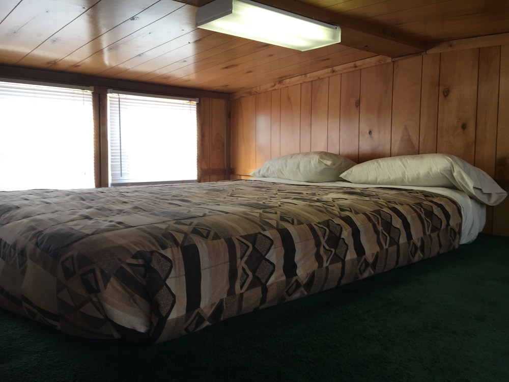 Cabin, Multiple Beds (with Loft C10) photo 1