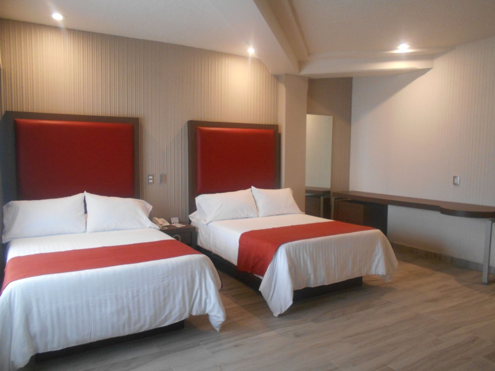 Family Suite, 2 Double Beds photo 1