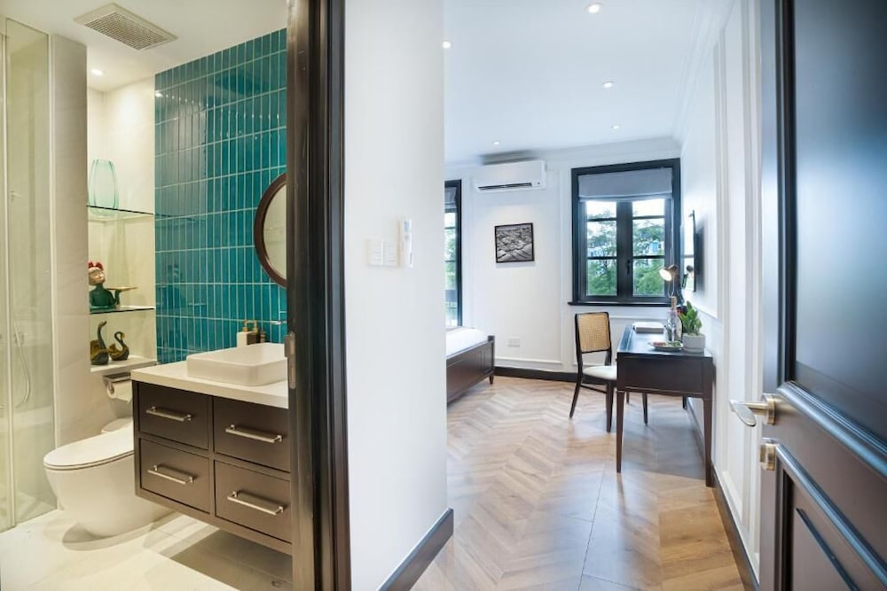 Luxury Twin Room - Photo 14