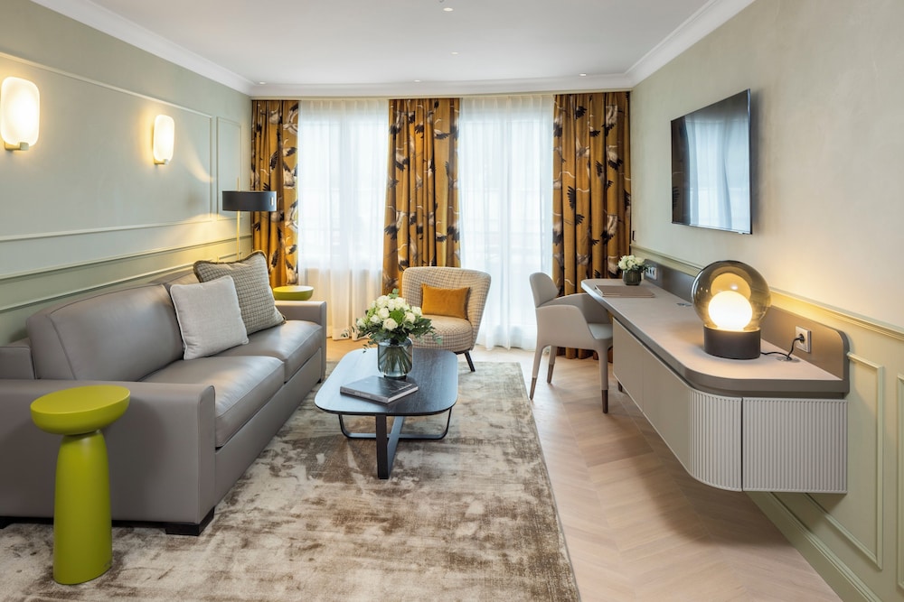 Luxury Penthouse (Suite Gartenfluegel I) photo 2