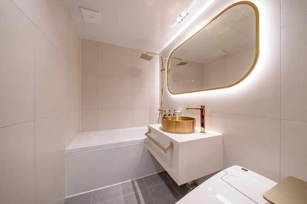 Luxury Double Room, Non Smoking, Housekeeping photo 2