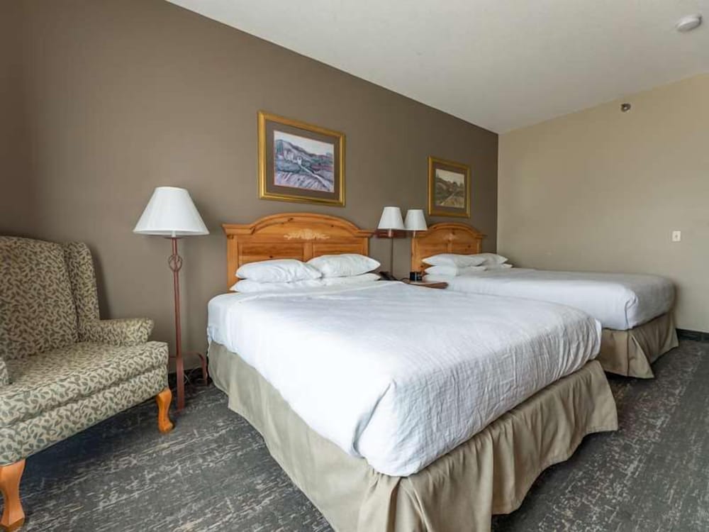 Standard Room, 2 Queen Beds, Smoking photo 1