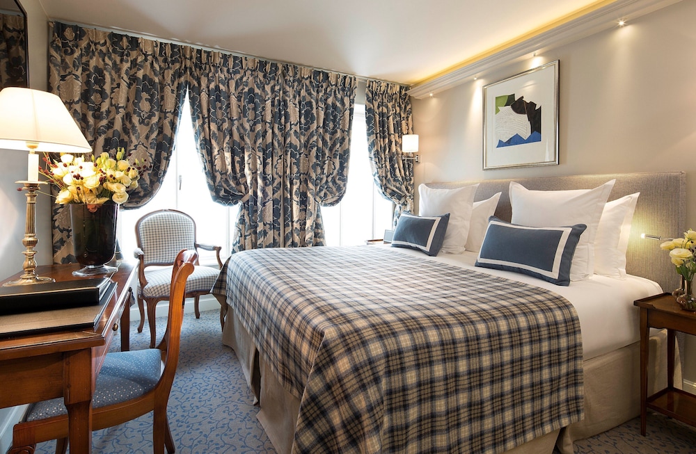 Superior Double or Twin Room photo 3