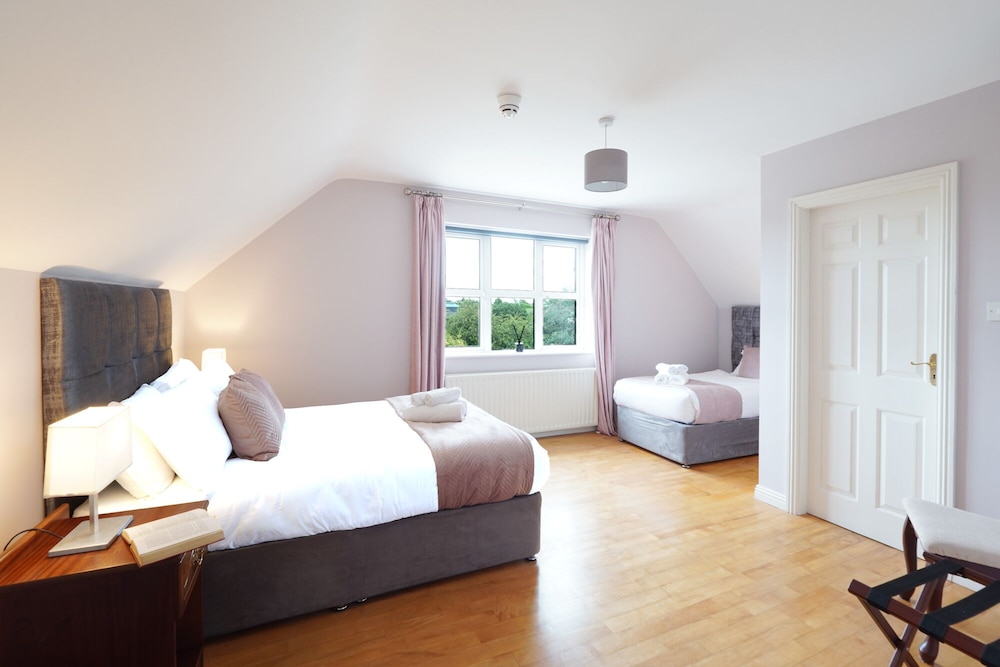 Deluxe Twin Room photo 1