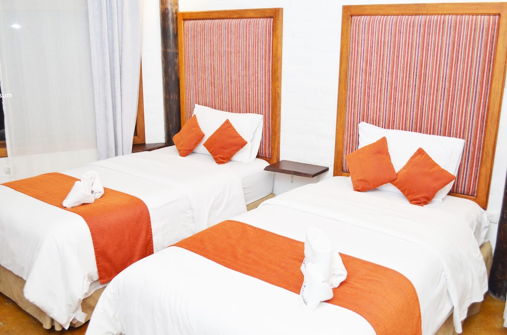 Family Cabin, 2 Bedrooms, Accessible (Kachiyacu)
