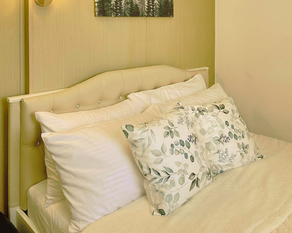 Standard Condo, 1 Bedroom, Balcony, City View photo 1