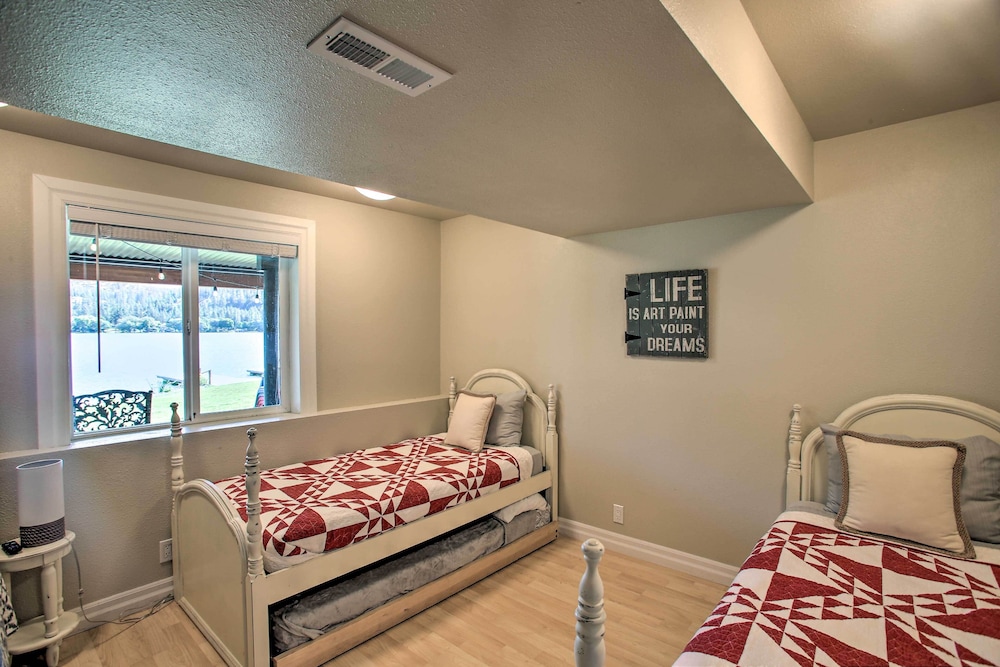 House (4 Bedrooms) photo 2
