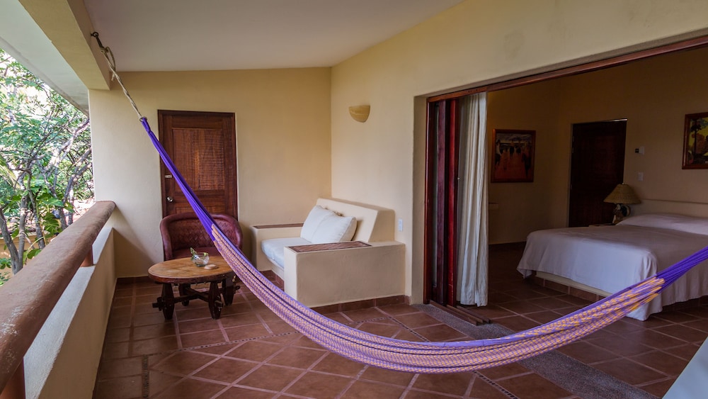 Beach View Suite - Photo 6