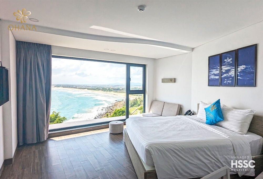 Premier Deluxe Ocean View Double with Balcony photo 3