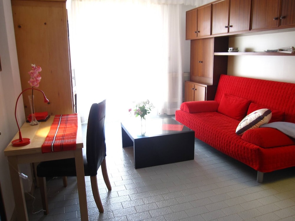 Apartment, 2 Bedrooms, Balcony, City View photo 1