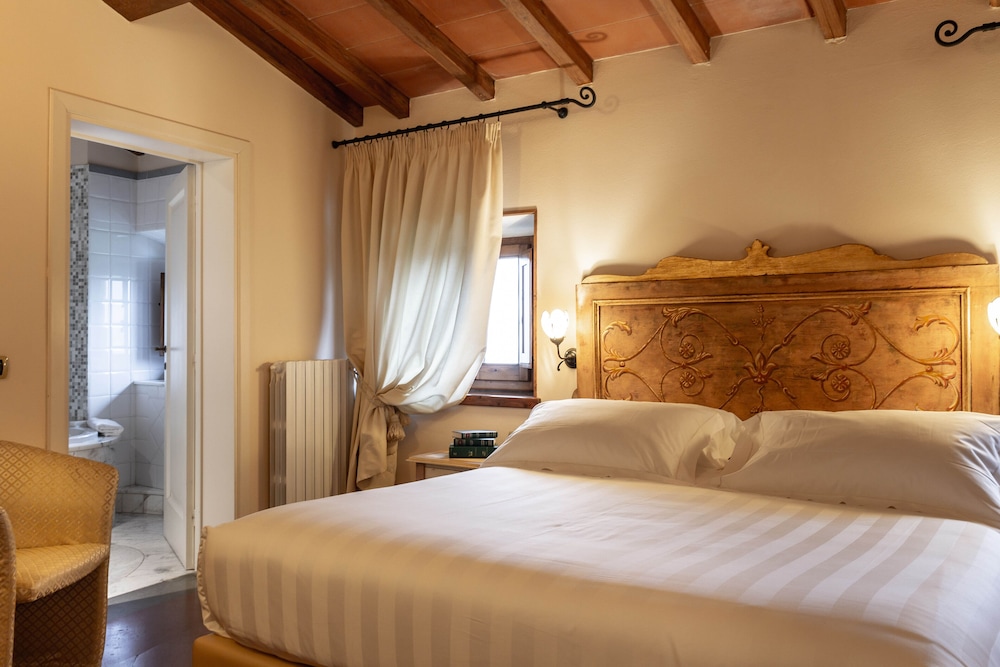 Superior Double Room, Hill View - Photo 1