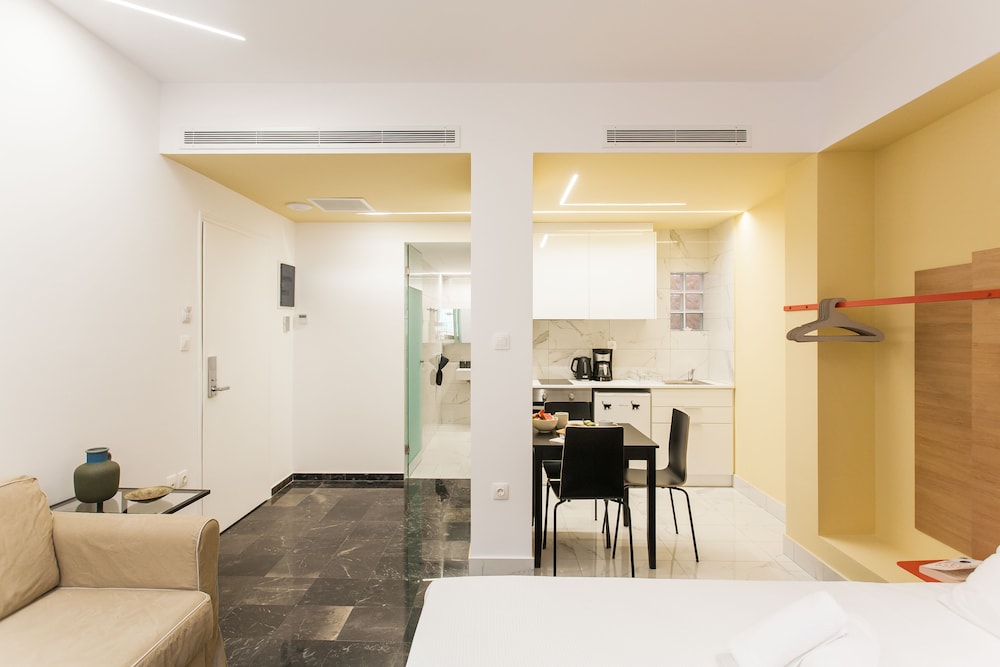 Apartment (Greece U Around Athens No. 2) photo 1