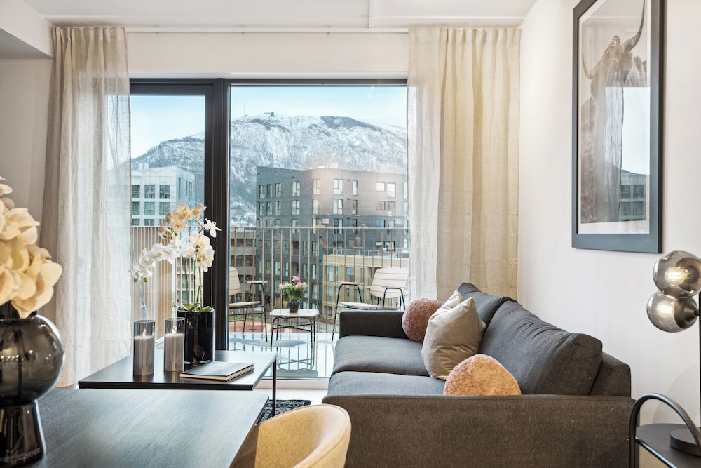 Signature Apartment photo 1