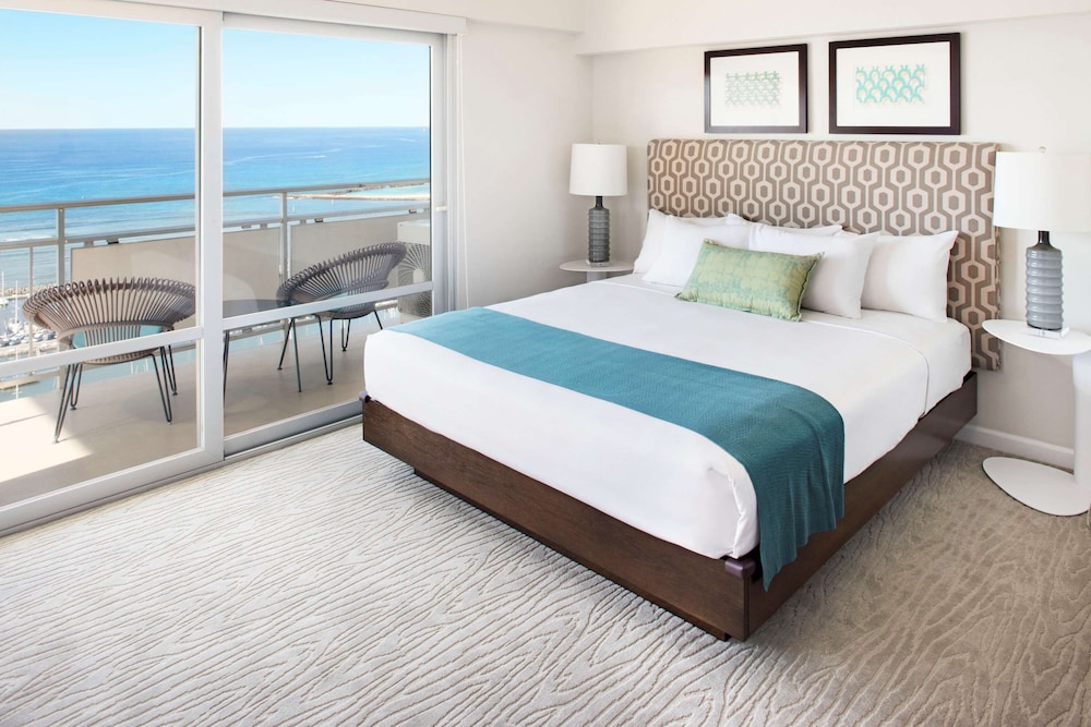 Luxury 2BR Oceanfront