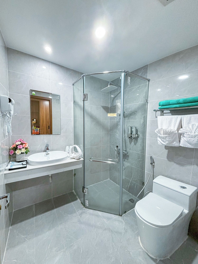 Suite, Ocean View - Photo 6