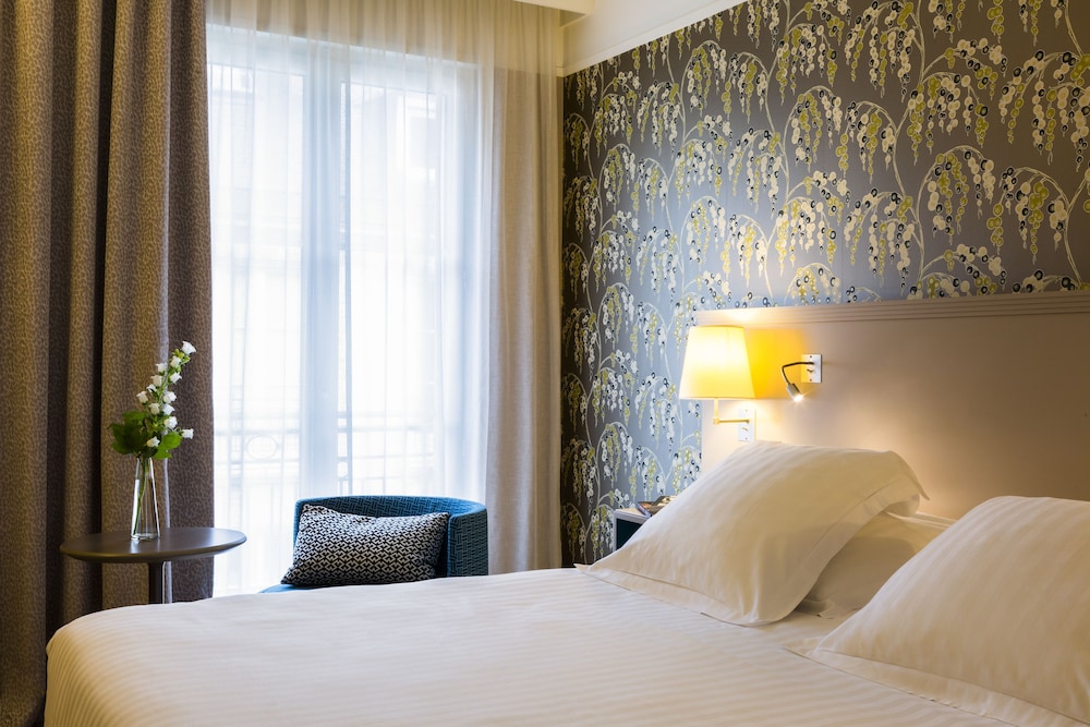 Deluxe Double or Twin Room photo 3
