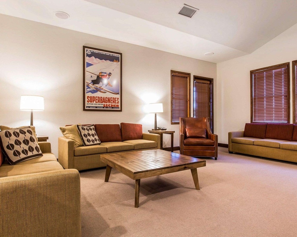 Suite, 3 Bedrooms, Non Smoking