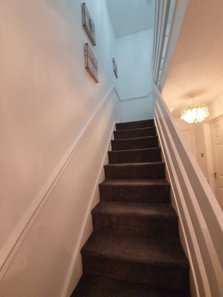 Bv Luxury Spacious 3 Bedroom House At Isaac Close, Photo 55