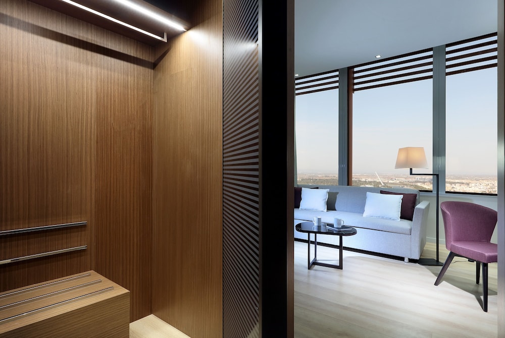 Junior Suite thumbnail 5